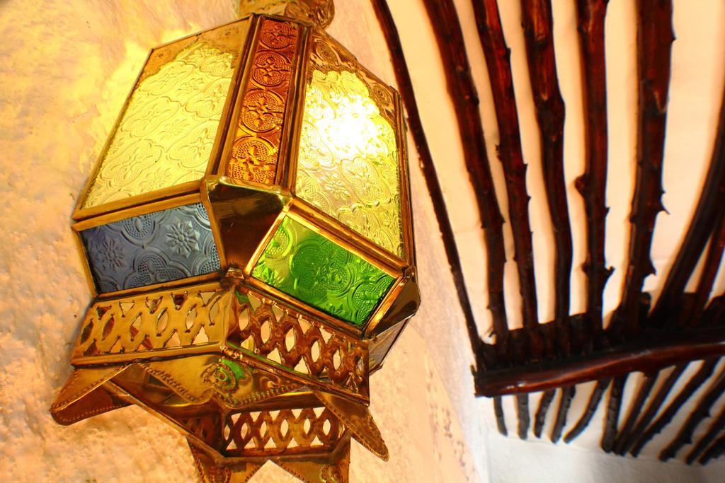 Upani In Diani Bed & Breakfast Диани Бийч Екстериор снимка